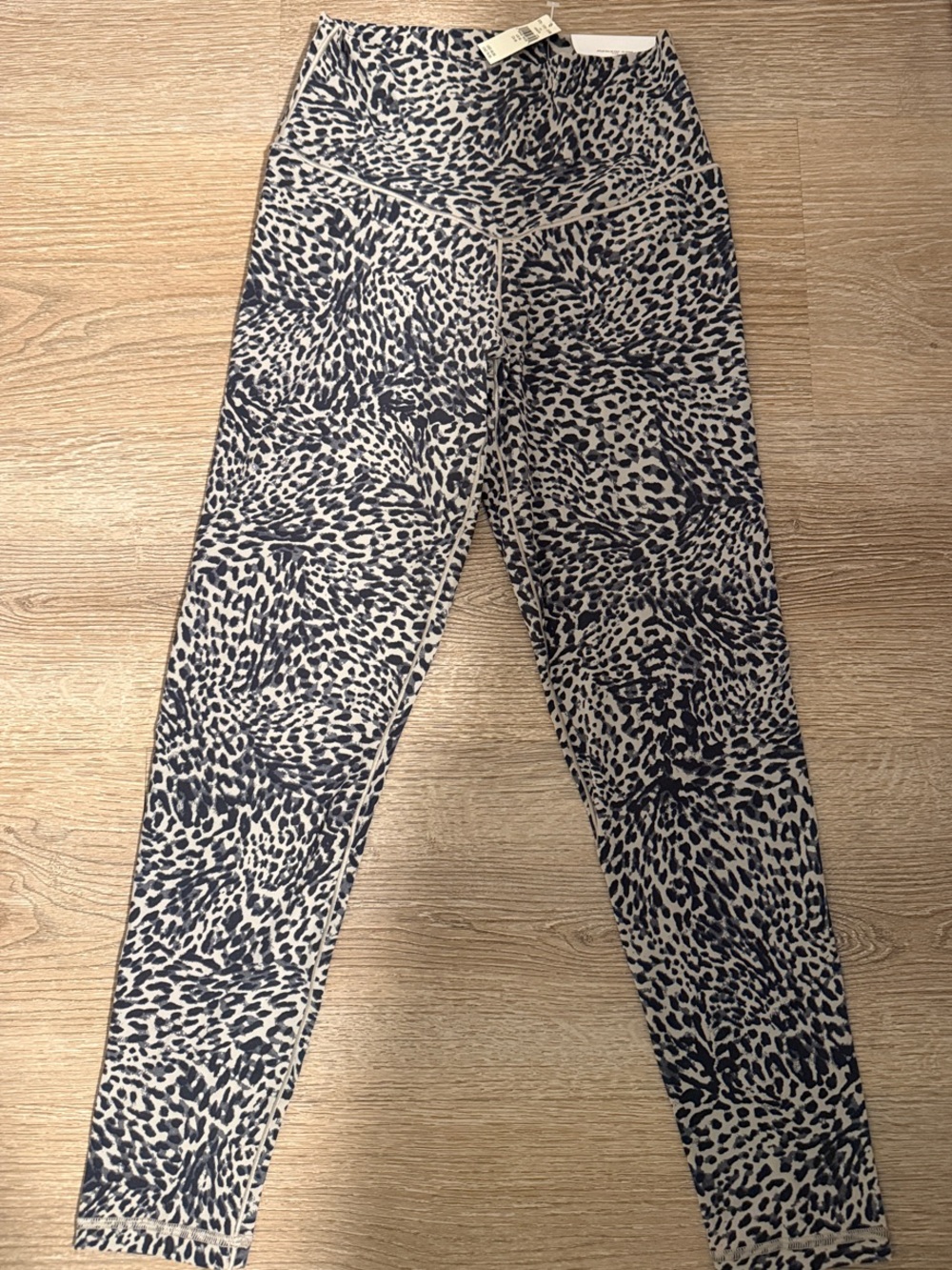 Offline by AerieHigh-Waist Leopard Print Women’s Jeans Leggings